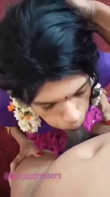 Indian crossdresser sucking