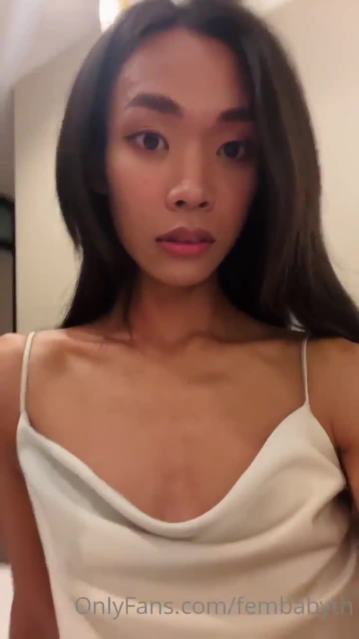 Ladyboy Fembabyth self facial